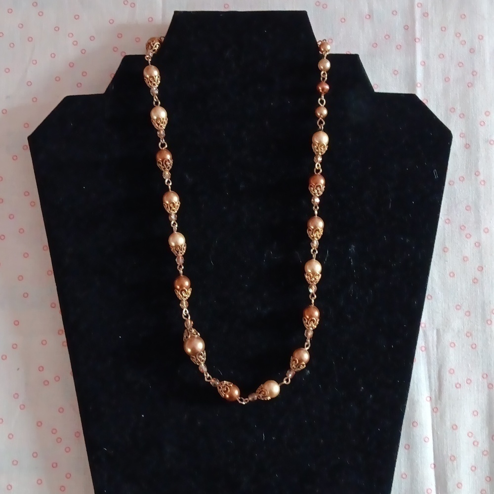DB Gold Tone Faux Pearl Beaded Necklace